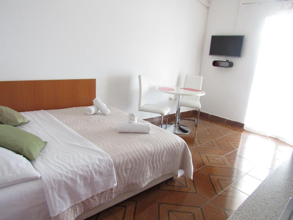 Apartments Renjak Sukošan الغرفة الصورة